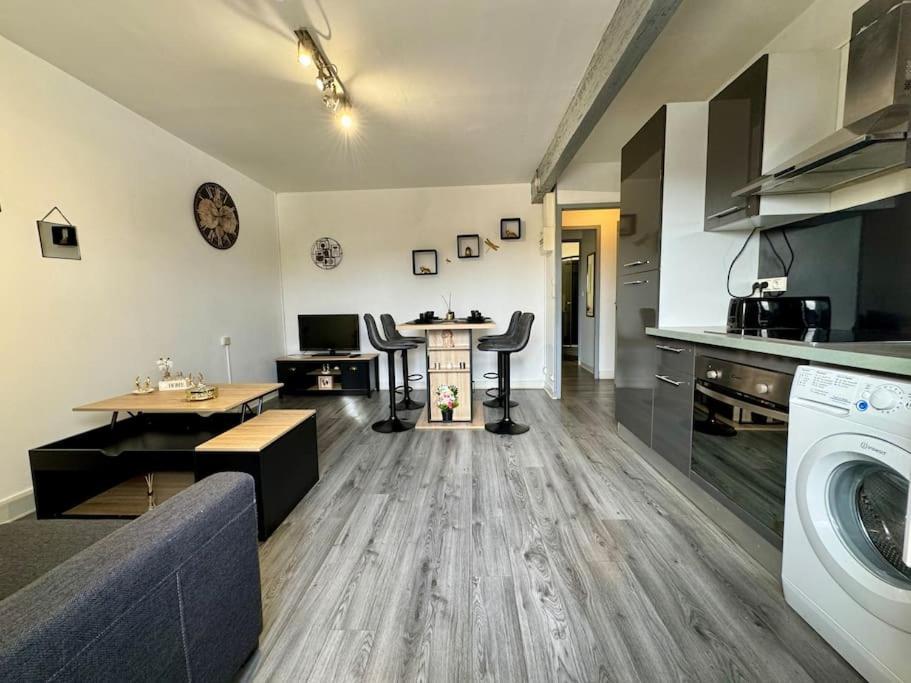 Isval Wifi-Hyper Centre Cognac Exterior foto